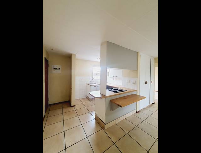 2 BEDROOM APARTMENT RENTED IN VORNA VALLEY